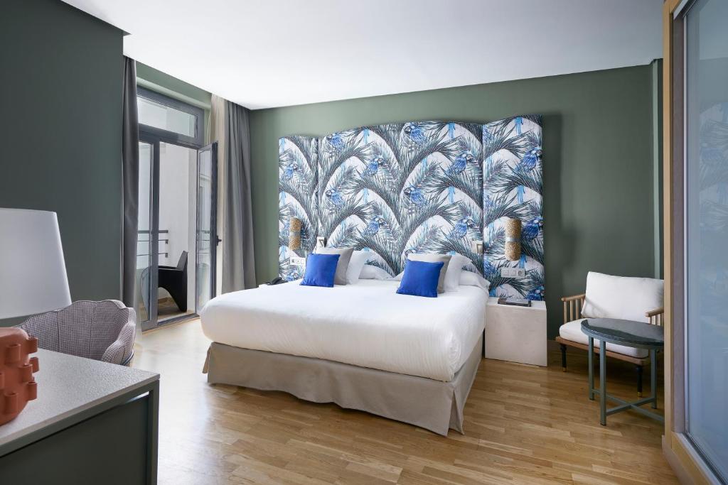 hotel1